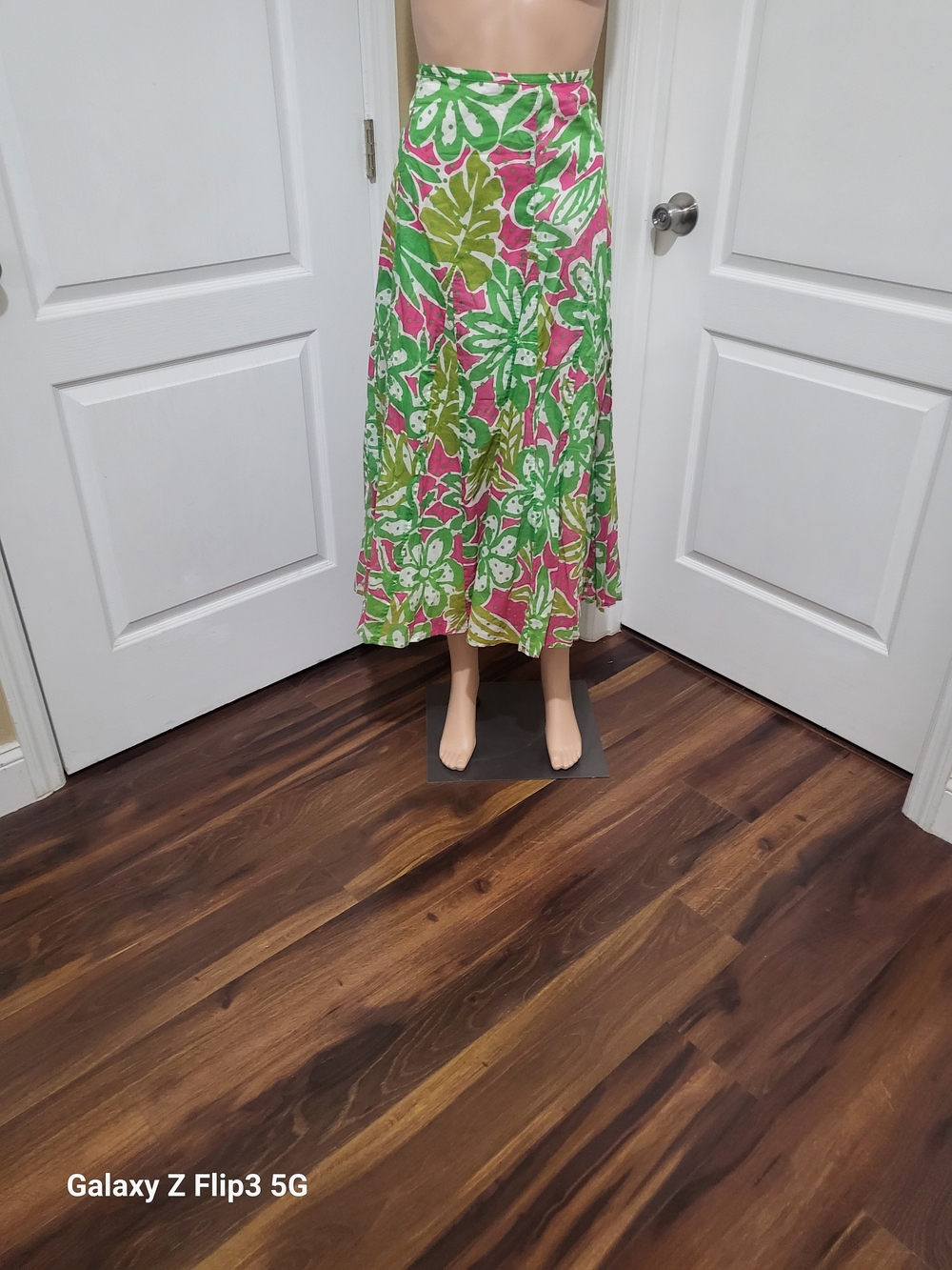 Vintage Designer Collection Tropical Floral Skirt - Bright Pink & Green Skirt - Picture 2 of 12